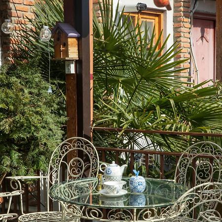 Tatin - Hotel & Cafe In Мцхета Екстер'єр фото