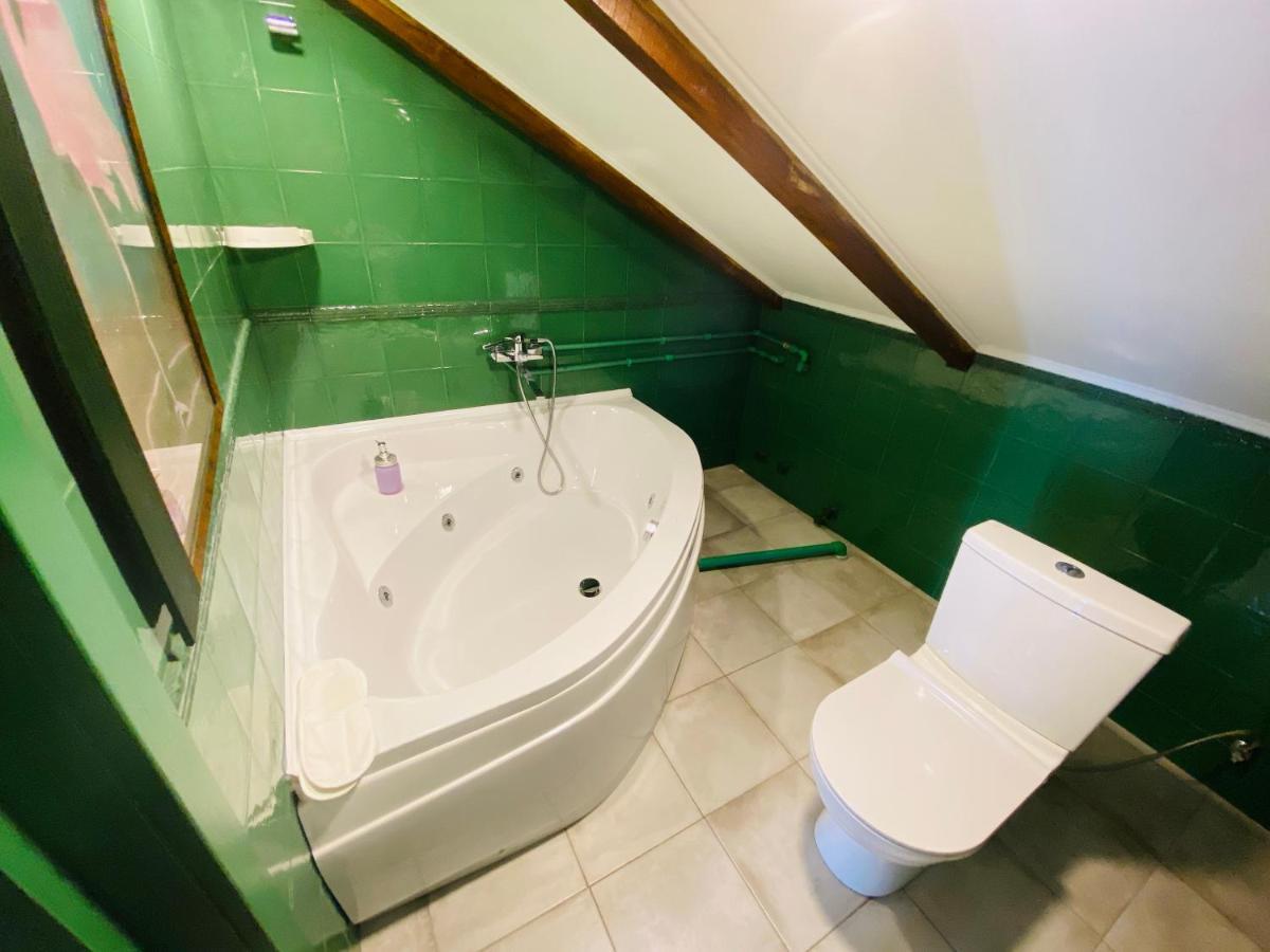 Tatin - Hotel & Cafe In Мцхета Екстер'єр фото
