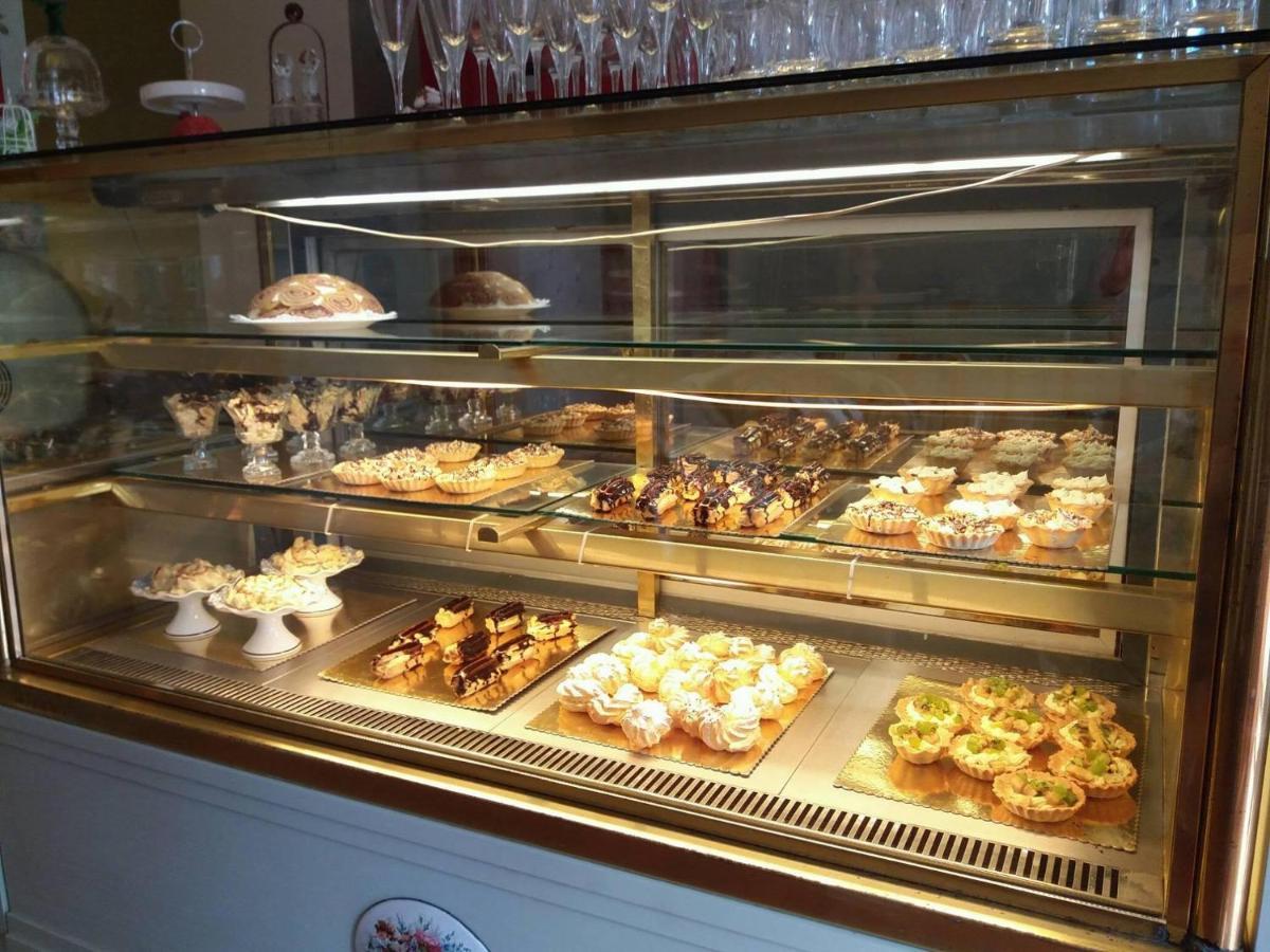 Tatin - Hotel & Cafe In Мцхета Екстер'єр фото