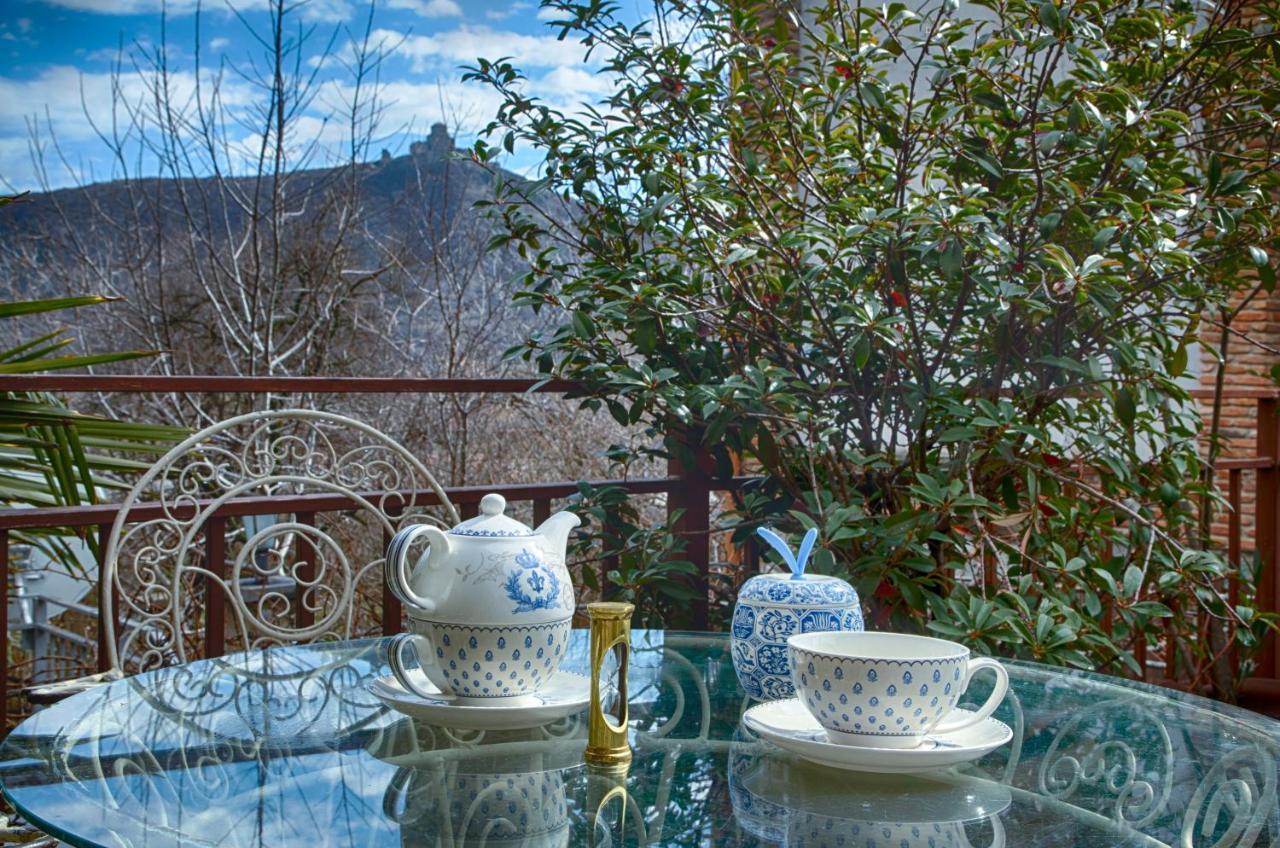 Tatin - Hotel & Cafe In Мцхета Екстер'єр фото