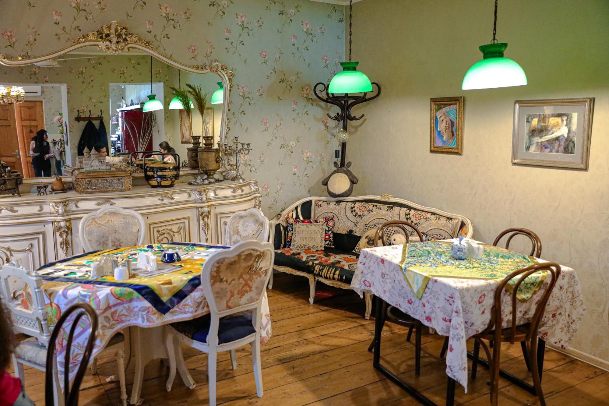 Tatin - Hotel & Cafe In Мцхета Екстер'єр фото